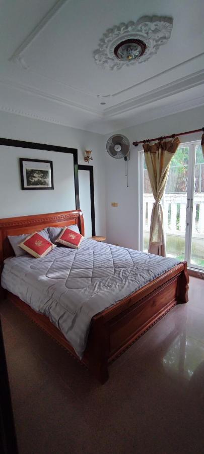 Secret Garden Homestay Сиемрип Экстерьер фото